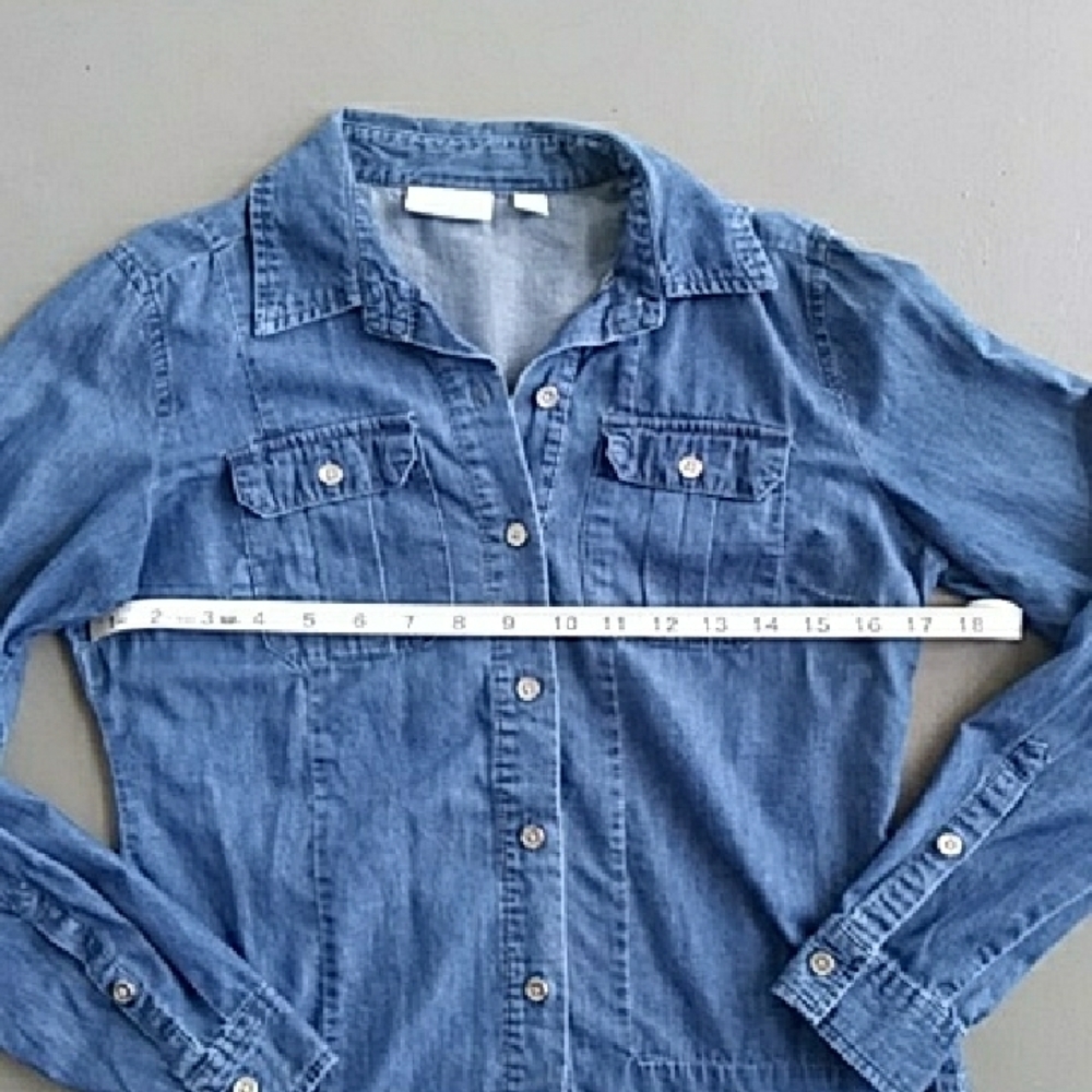 New York & Company Blue Chambray Shirt - Picture 4 of 7